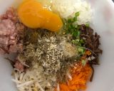 Hình bước làm 2 của món Bún nem rán - random