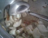 A picture of step 1 of Maash ki daal.