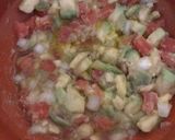 Foto del paso 5 de la receta: Tartar de salmón con guacamole destructurado y arroz
