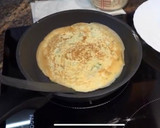 Foto del paso 10 de la receta: Rollitos de perejil y cebollino relleno de verdura y bacalao