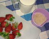 Foto langkah ke 1 dari resep Korean Milky Strawberry.