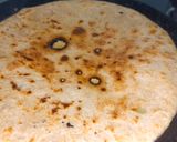 A picture of step 5 of Aloo Methi Paratha.