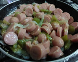 Foto del paso 3 de la receta: Salchichas entomatadas
