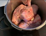 Foto del paso 1 de la receta: Codillo al horno con el jugo de su cocción