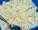 Foto del paso 7 de la receta: Onigiris de salmón fáciles en microondas