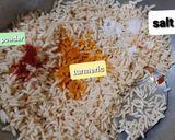 A picture of step 5 of Chatpati bhel.
