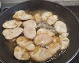 Foto del paso 3 de la receta Filetes fino de solomillo de pavo con salsa dulce de cebolla