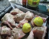Foto del paso 1 de la receta Pollo al horno con macarrones en salsa