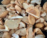 Foto del paso 4 de la receta: Spaghetti con grelos y shiitakes