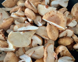Foto del paso 4 de la receta: Spaghetti con grelos y shiitakes