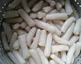 Foto langkah ke 3 dari resep Tteokbokki Saus Tomat Asli.