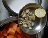 A picture of step 1 of Papaya smoothie.