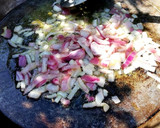Foto del paso 1 de la receta: Arroz en paella de Longaniza y Morcilla