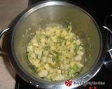 Σούπα “βάλσαμο”, με μπρόκολο, πράσο και πατάτες φωτογραφία βήματος 2