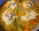 Foto del paso 3 de la receta: Pollo con guisantes y comino