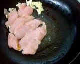 รูปขั้นตอนการทำที่ 3 ของ ไก่ผัดต้นหอม