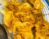 A picture of step 4 of Crispy potato chips🍽🥔.