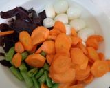Foto langkah ke 2 dari resep Sop Puyuh Bakso.