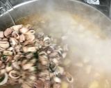 Foto del paso 8 de la receta: Sepia con patatas caldosas