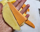 Foto del paso 1 de la receta: Papas y boniatos en el wok
