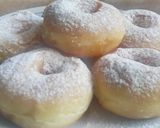 Foto langkah ke 8 dari resep Donat empuk ringan homemade + Tips.