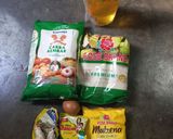 Foto langkah ke 1 dari resep Donat maizena.