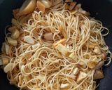 Foto langkah ke 7 dari resep Spagetti Aglio Olio Ala ala.