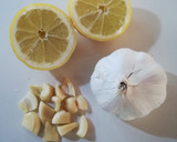 Foto del paso 2 de la receta: Corvina al horno con salsa de ajos y limón