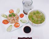 Hình bước làm 3 của món Cơm chiên nấm sả ớt chuông