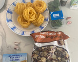 Foto del paso 1 de la receta: Spaghetti de huevo al funghi porcini