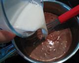 Foto del paso 3 de la receta: Tarta 3 chocolates Día de la Madre