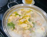 Foto del paso 2 de la receta: Pollo con lorocos y crema