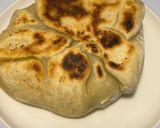 Foto del passaggio 5 della ricetta Plãcintã 2 con carne