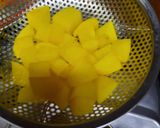 A picture of step 2 of Kathiyawari cholay.