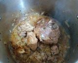 Foto del paso 4 de la receta: Cuello de cordero con pollo y champiñones