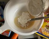 Foto langkah ke 2 dari resep Carrot Pancake.