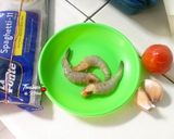 Foto langkah ke 2 dari resep Spaghetti Tomat Udang.