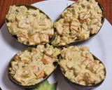 Foto del paso 4 de la receta: Aguacates rellenos de ensaladilla de verano