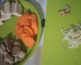 Foto langkah ke 1 dari resep Tumis wortel bakso tahu.