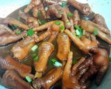 Hình bước làm 2 của món Chân gà kho mặn ngọt