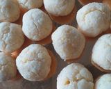 Foto del passaggio 5 della ricetta Palline al cocco