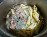 Hình bước làm 2 của món Canh nui xương
