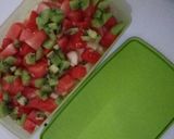 Foto langkah ke 1 dari resep Salad Buah Yogurt.