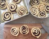 Foto langkah ke 9 dari resep Cinnamon Rolls.