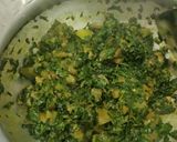 A picture of step 5 of Methi ringan.