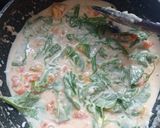 Foto langkah ke 5 dari resep Tuscan shrimp with spinach and creamy sauce.