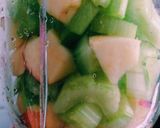 Hình bước làm 2 của món Sinh tố Cần tây hỗn hợp
