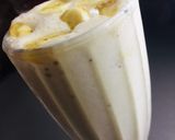 A picture of step 2 of Banana smoothie.