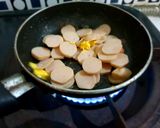 Foto langkah ke 3 dari resep Indomie kuah susu.