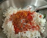 A picture of step 2 of Paneer bhurji.